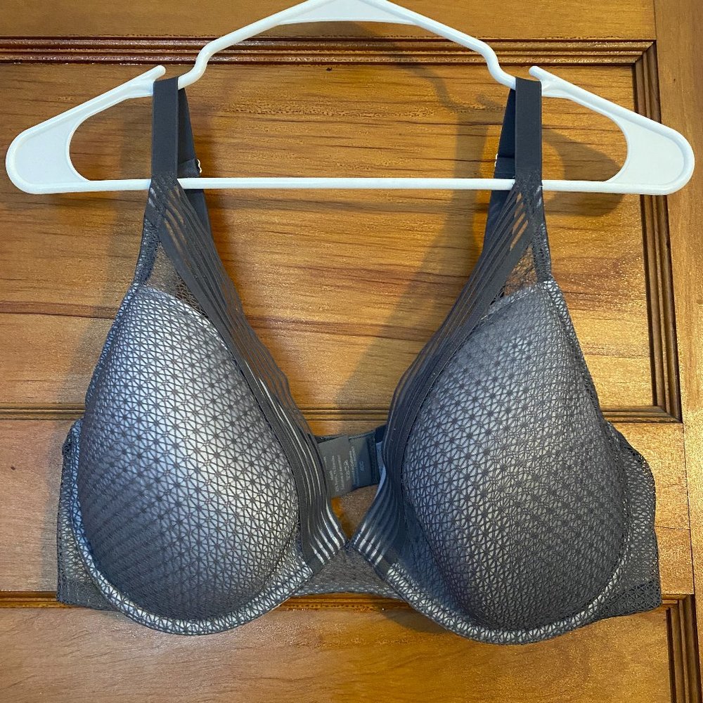 Thirdlove Modern Mesh Plunge Bra in Charcoal Size 40C